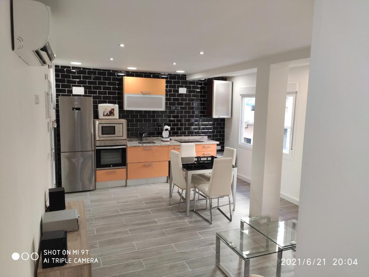 Апартаменты Vialia 2 Centro Малага Экстерьер фото